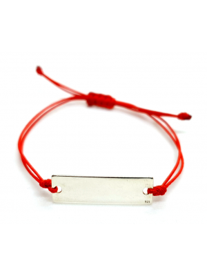 Гривна с червен конец и сребърен елемент - плочка с включено гравиране 